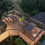 александрова 1 3*