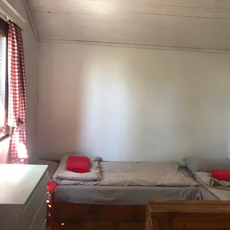 александрова 1 Guest house