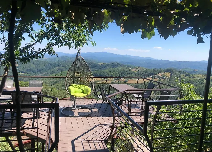 александрова 1 Guest house