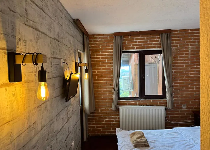 александрова 1 Guest house